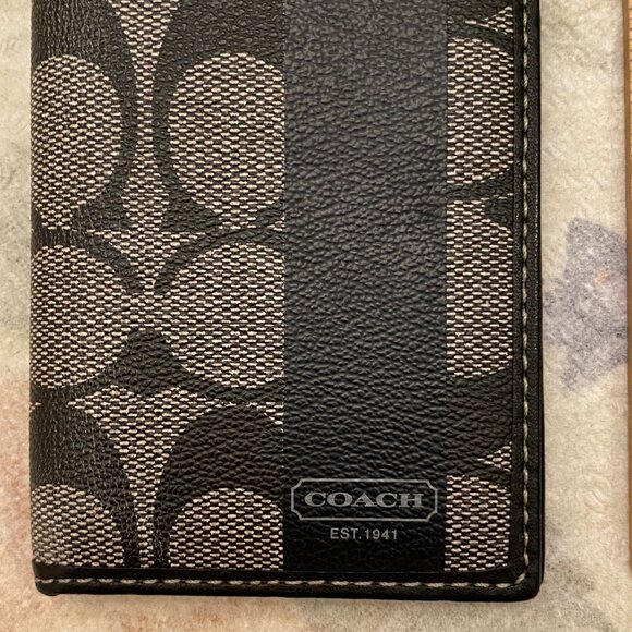 Authentic COACH Monogram Card Wallet with ID Slot. Canvas 4" x 3" Black/Gray New - Picture 2 of 4
